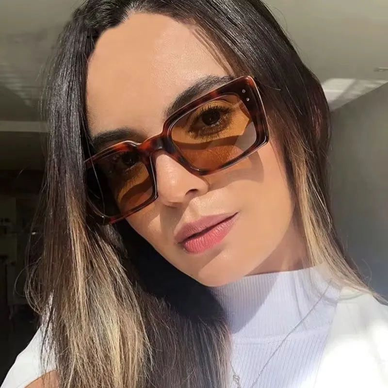 نظارة شمسية بإطار صغير للنساء - Small Frame Sunglasses for Women