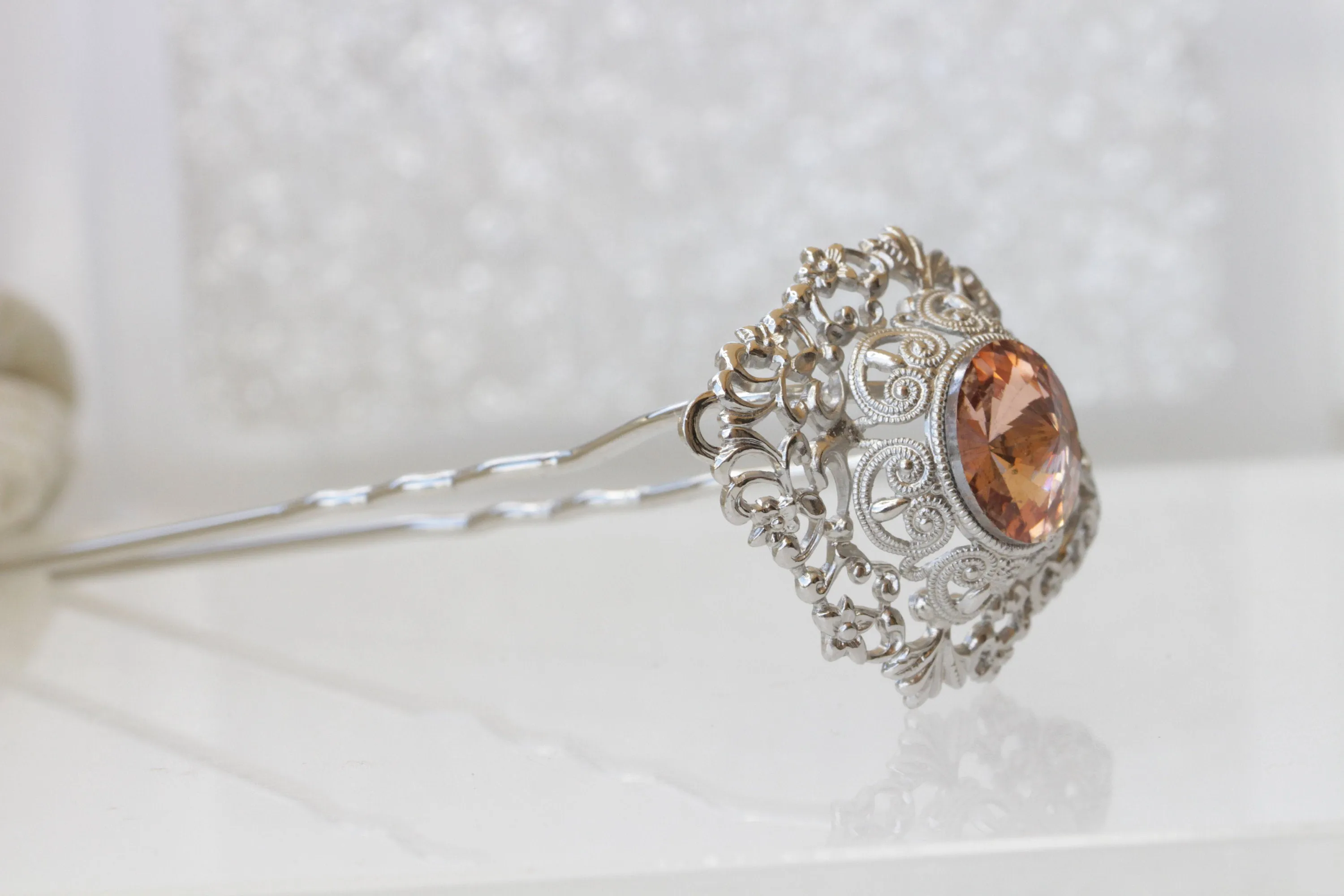 BLUSH HAIR FORK