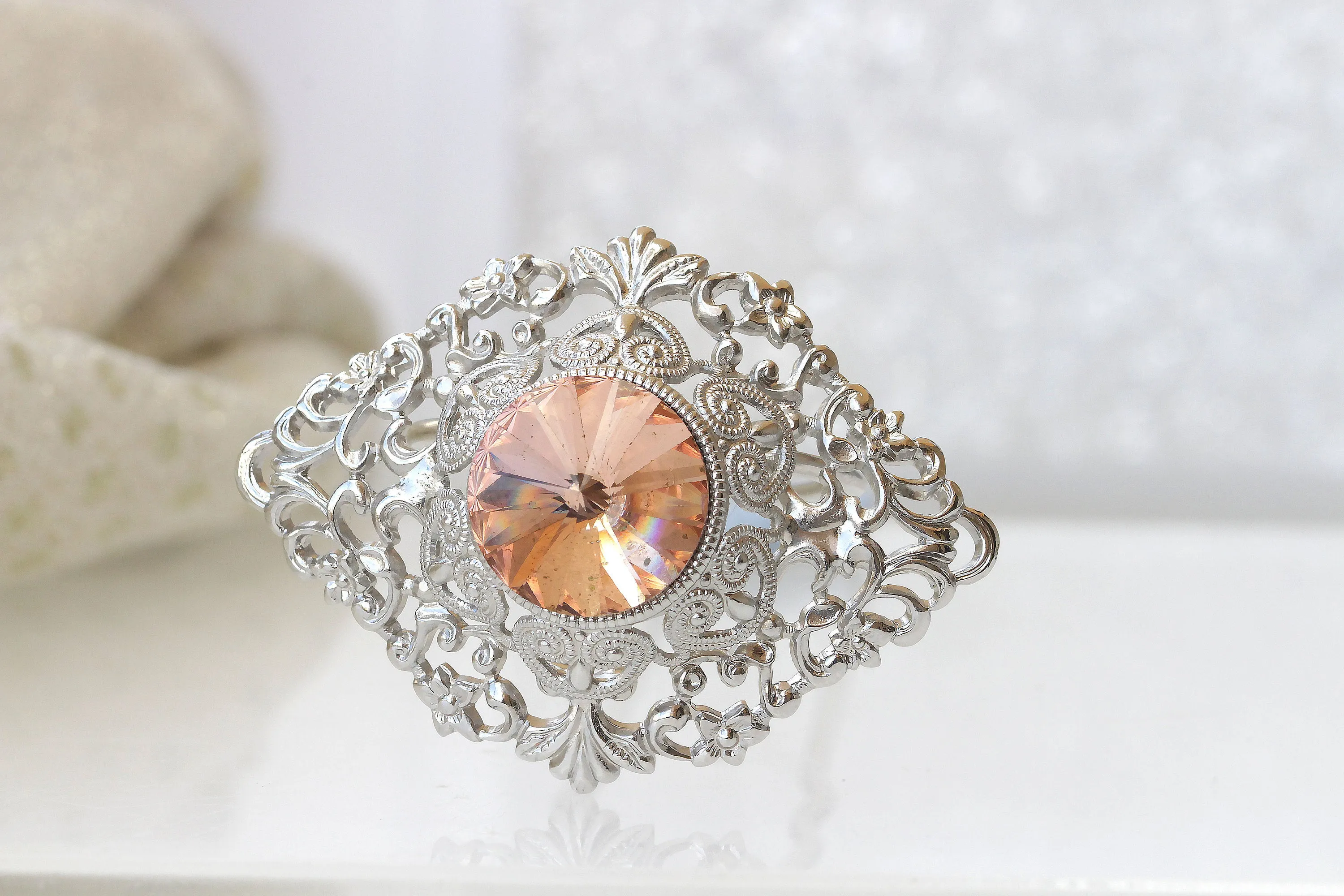 BLUSH HAIR FORK