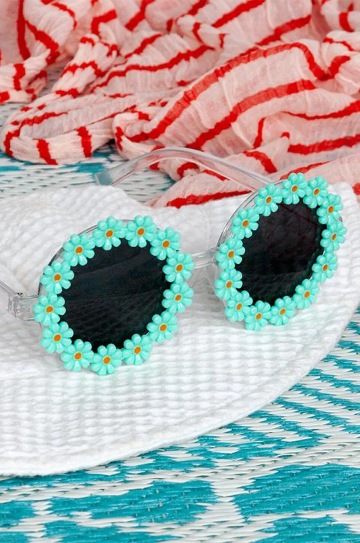 Green Daisy Funglasses