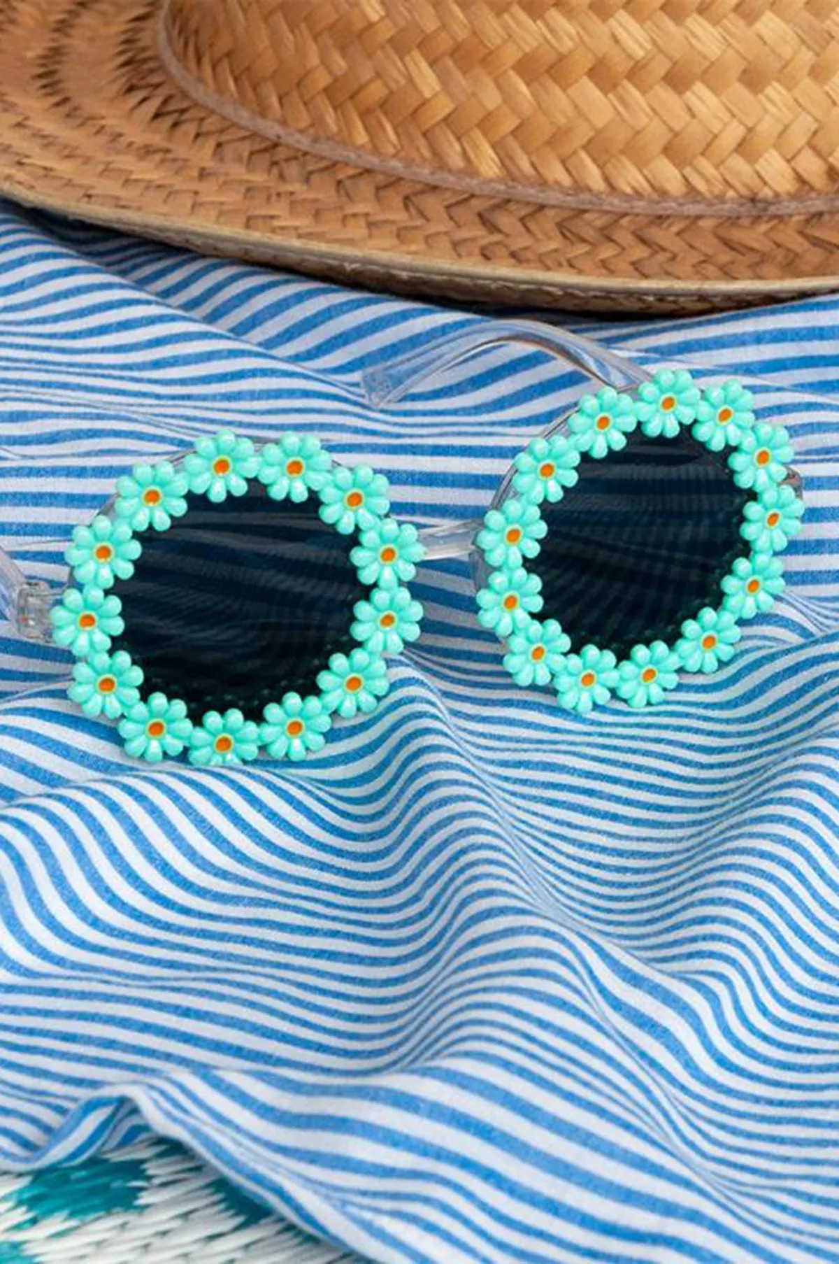 Green Daisy Funglasses